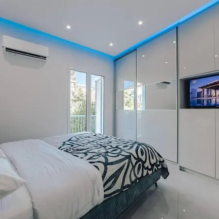 Vip Flat Palaio Faliro 2bd * Athens