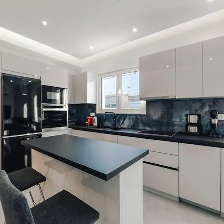Vip Flat Palaio Faliro 2bd Apartment Athens